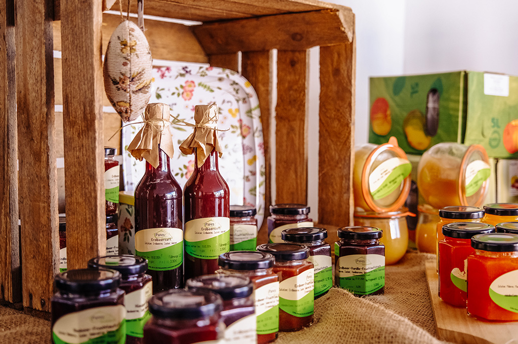 Saf und Marmelade im Laden