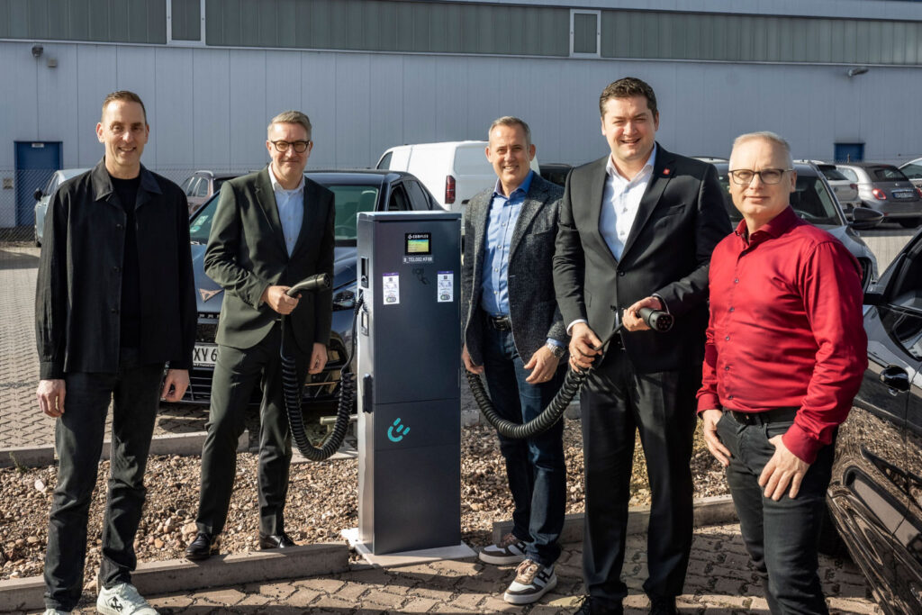 Foto Einweihung neuer Ladepunkte bei VWFS